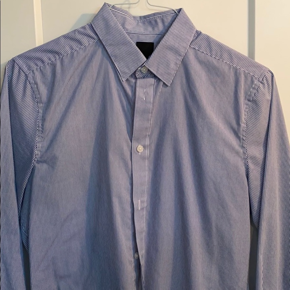 H&M slim fit blue and white striped button, small!